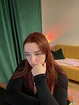 Snapshot of CookyDaisy chatting on 8, 12, 2024 CookyDaisy online show from 8, 12, 2024