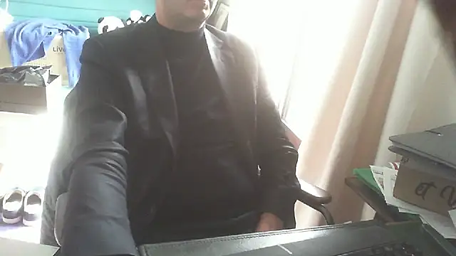 Snapshot of shyfrenchcock1 chatting on 19, 1, 2026 shyfrenchcock1 online show from 19, 1, 2026