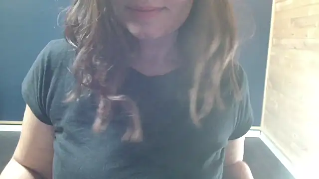 Snapshot of NovaBabe21 chatting on 9, 10, 2025 NovaBabe21 online show from 9, 10, 2025