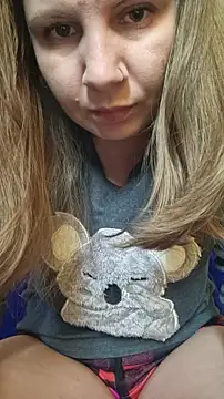 andradahot15 online show from 17, 11, 2025