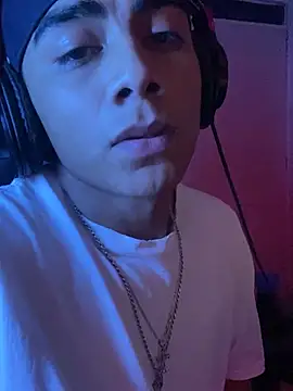 SkinnyHot444 online show from 15, 12, 2024