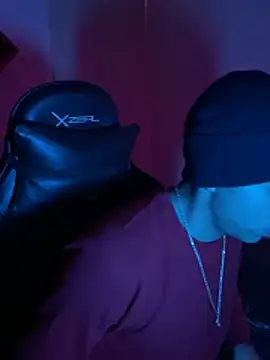 SkinnyHot444 online show from 9, 1, 2025