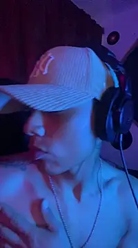 SkinnyHot444 online show from 16, 1, 2025