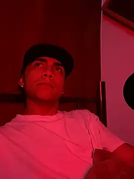 SkinnyHot444 online show from 19, 1, 2025