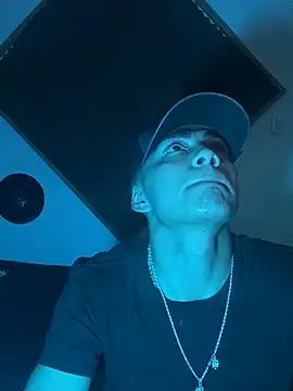 SkinnyHot444 online show from 9, 3, 2025