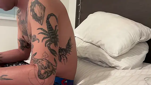 Snapshot of Youngjoshy chatting on 18, 12, 2024 Youngjoshy online show from 18, 12, 2024