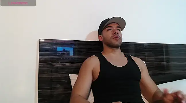 Snapshot of FaustoCock chatting on 20, 2, 2025 FaustoCock online show from 20, 2, 2025