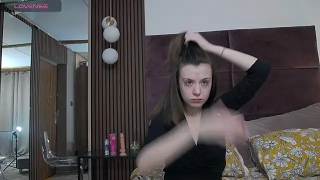 Snapshot of IvyBunny_ chatting on 9, 12, 2024 IvyBunny online show from 9, 12, 2024