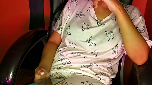 Snapshot of cum-to-nicky chatting on 3, 2, 2025 cum-to-nicky online show from 3, 2, 2025