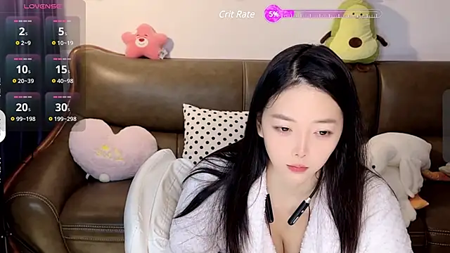 Yilin1999 online show from 13, 12, 2024