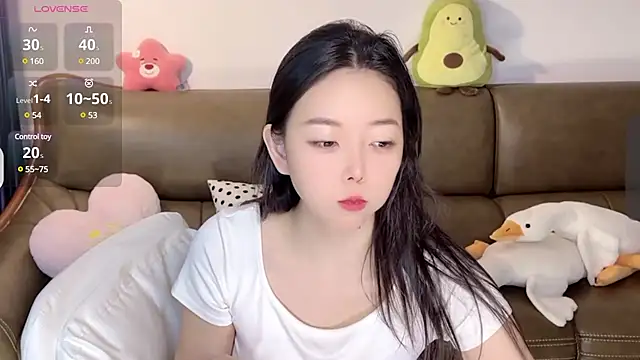 Yilin1999 online show from 21, 2, 2025
