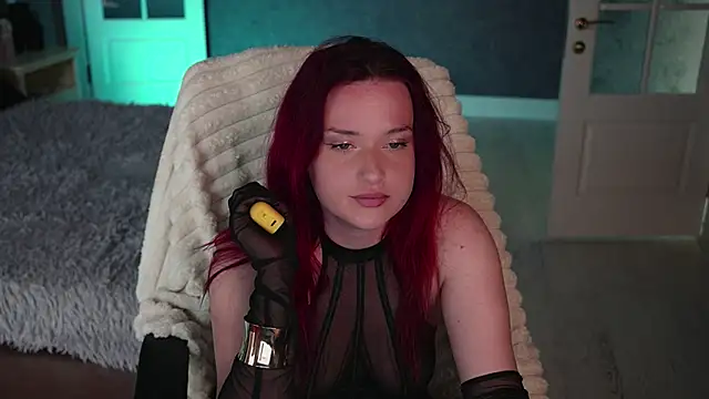 LisaElfy online show from 18, 4, 2026