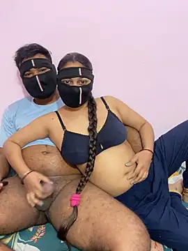 Snapshot of mickey_love chatting on 17, 2, 2025 mickey love online show from 17, 2, 2025