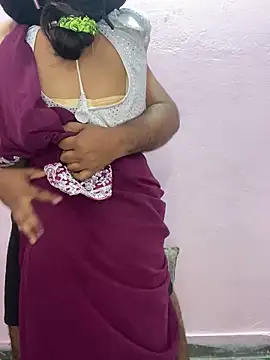 Snapshot of mickey_love chatting on 1, 3, 2025 mickey love online show from 1, 3, 2025