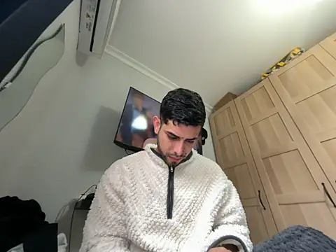 Snapshot of Chicos_defiesta chatting on 22, 1, 2025 Chicos defiesta online show from 22, 1, 2025