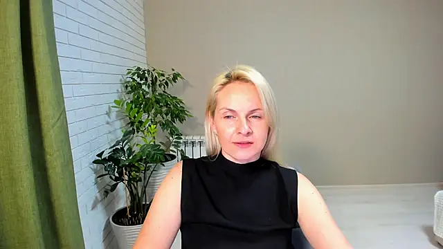 Alicee Gracee online show from 27, 1, 2025