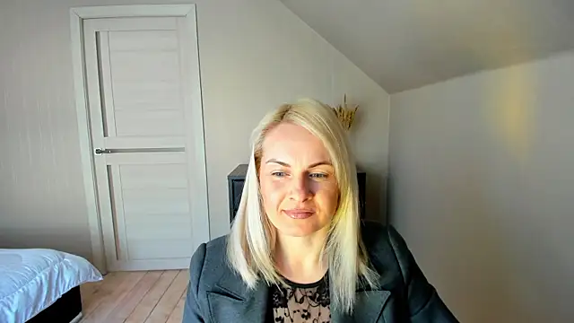 Alicee Gracee online show from 20, 2, 2025