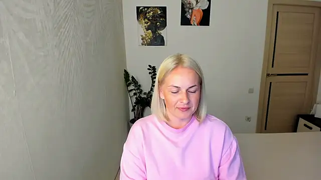 Snapshot of Alicee_Gracee chatting on 30, 6, 2026 Alicee Gracee online show from 30, 6, 2026