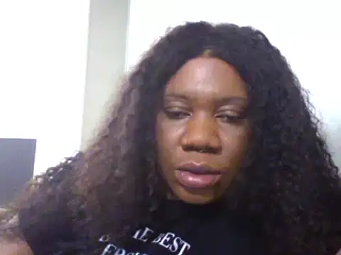 Snapshot of bonbonaumiel chatting on 5, 12, 2024 bonbonaumiel online show from 5, 12, 2024