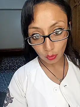 Lucy Chery online show from 21, 10, 2025