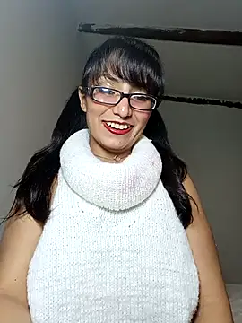 Lucy Chery online show from 3, 6, 2026