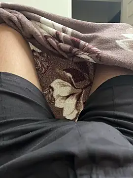 Snapshot of Rahulroy96 chatting on 4, 1, 2025 Rahulroy96 online show from 4, 1, 2025