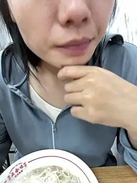 Snapshot of Bella0815 chatting on 7, 12, 2024 Bella0815 online show from 7, 12, 2024