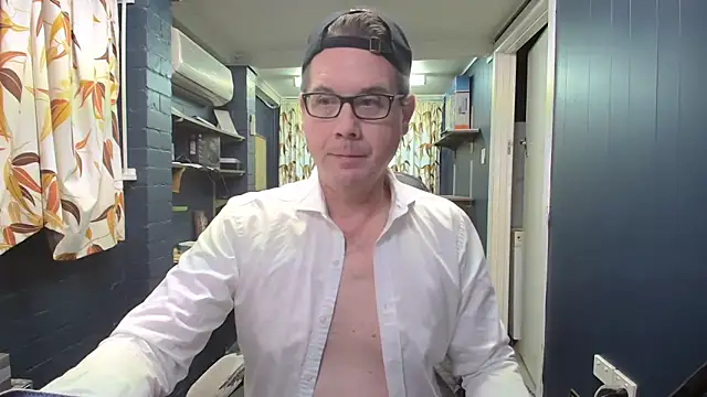 tilobinder online show from 9, 1, 2026