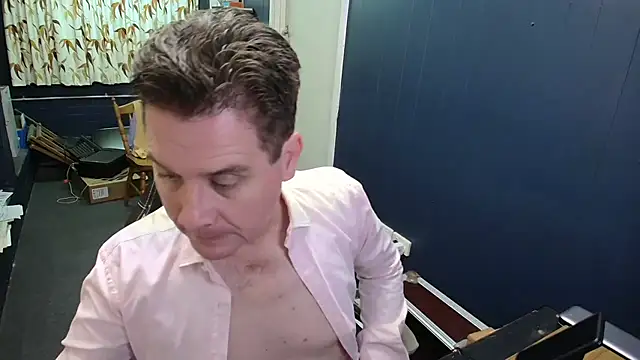 tilobinder online show from 10, 4, 2026