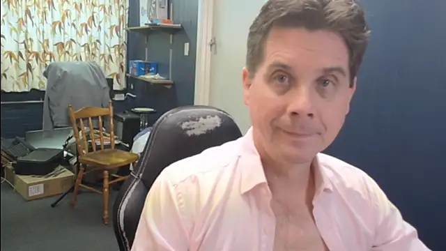 Snapshot of tilobinder chatting on 25, 7, 2026 tilobinder online show from 25, 7, 2026