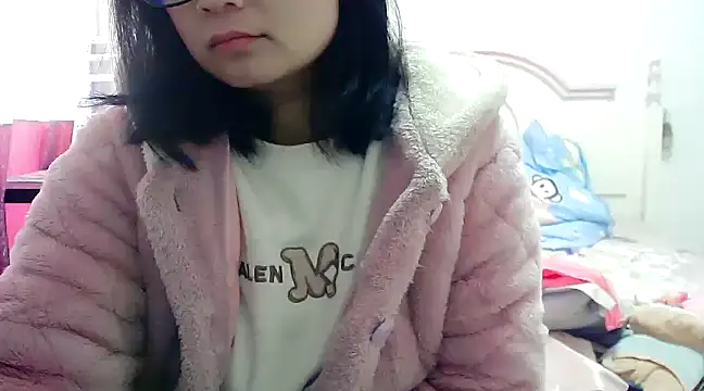 Snapshot of CN-Xiaoxi chatting on 19, 12, 2024 CN-Xiaoxi online show from 19, 12, 2024