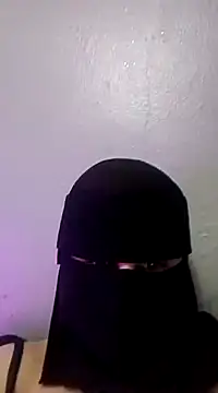 Snapshot of Louna_____ chatting on 15, 12, 2024 Louna online show from 15, 12, 2024