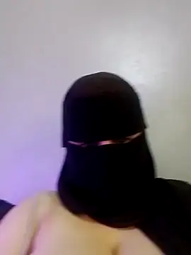 Snapshot of Louna_____ chatting on 17, 12, 2024 Louna online show from 17, 12, 2024