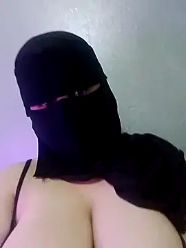 Snapshot of Louna_____ chatting on 19, 12, 2024 Louna online show from 19, 12, 2024