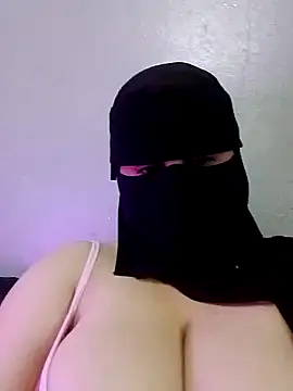 Snapshot of Louna_____ chatting on 25, 12, 2024 Louna online show from 25, 12, 2024