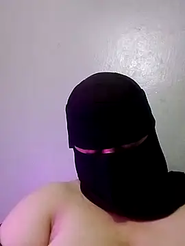 Snapshot of Louna_____ chatting on 27, 12, 2024 Louna online show from 27, 12, 2024