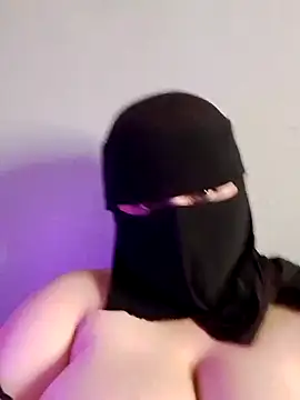 Snapshot of Louna_____ chatting on 27, 12, 2024 Louna online show from 27, 12, 2024