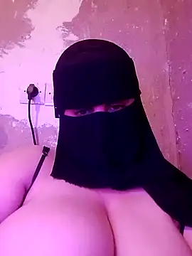 Snapshot of Louna_____ chatting on 15, 2, 2025 Louna online show from 15, 2, 2025