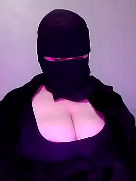 Snapshot of Louna_____ chatting on 1, 3, 2025 Louna online show from 1, 3, 2025