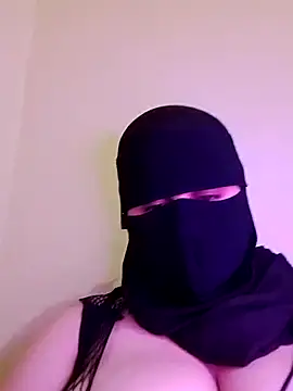 Snapshot of Louna_____ chatting on 12, 3, 2025 Louna online show from 12, 3, 2025