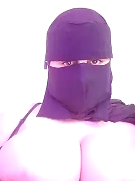 Snapshot of Louna_____ chatting on 18, 3, 2025 Louna online show from 18, 3, 2025