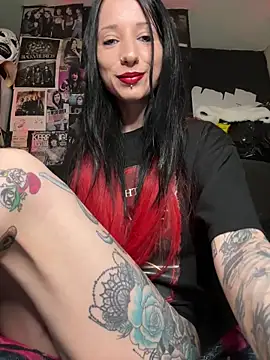 Snapshot of MissMidnightUK chatting on 12, 5, 2026 MissMidnightUK online show from 12, 5, 2026