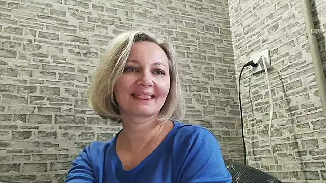 EdithManning online show from 6, 3, 2025