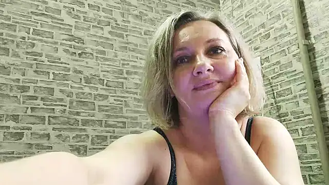 EdithManning online show from 17, 3, 2025