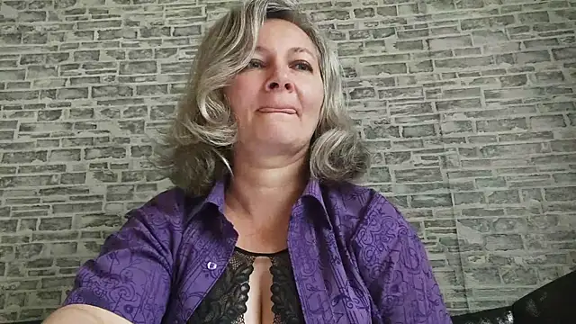 EdithManning online show from 22, 9, 2025