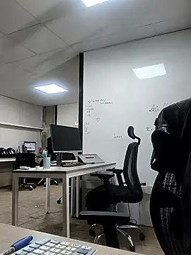 maria lasexy online show from 2, 3, 2026