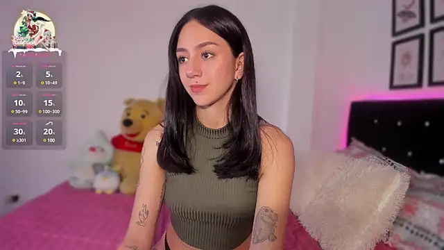 Snapshot of moonlygirl1 chatting on 22, 12, 2024 moonlygirl1 online show from 22, 12, 2024