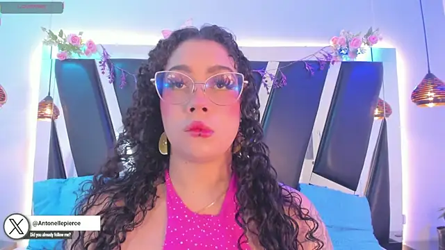 Snapshot of antonelllepiercee chatting on 26, 6, 2026 antonelllepiercee online show from 26, 6, 2026