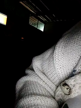 Kasandra Ho online show from 16, 2, 2025