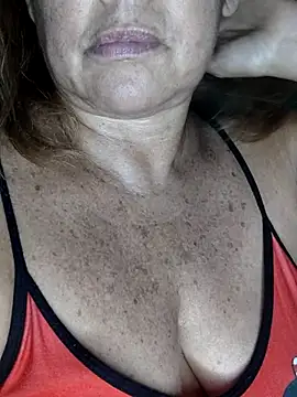 Kasandra Ho online show from 18, 11, 2025